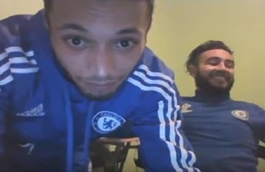 Graban en la webcam una escena de porno gay árabe