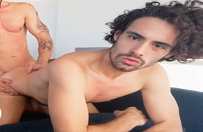 Argentino gay Frannxxx1 follado por boca y culo